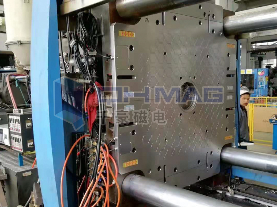 海天1000T蜂巢全鋼磁力模板