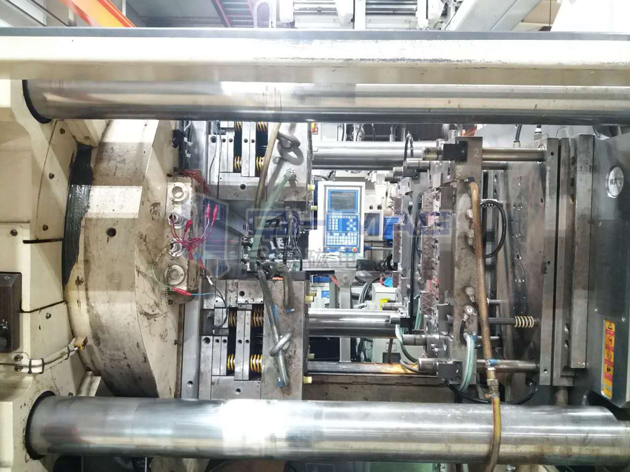 雙色注塑機磁力快速換模系統(tǒng)