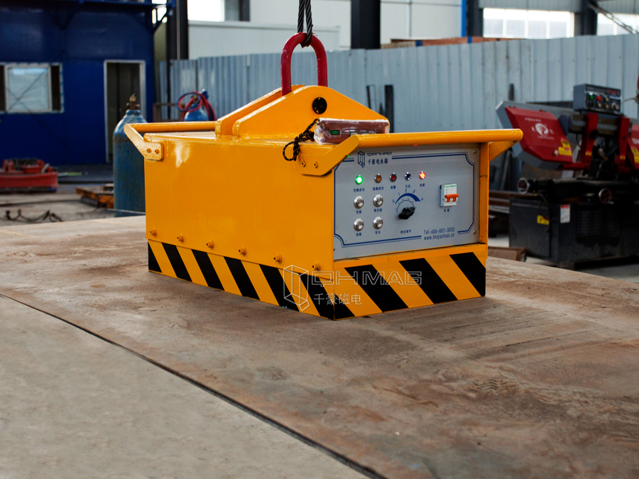 無電源環(huán)境下起吊鋼板用什么？充電式電永磁起重器