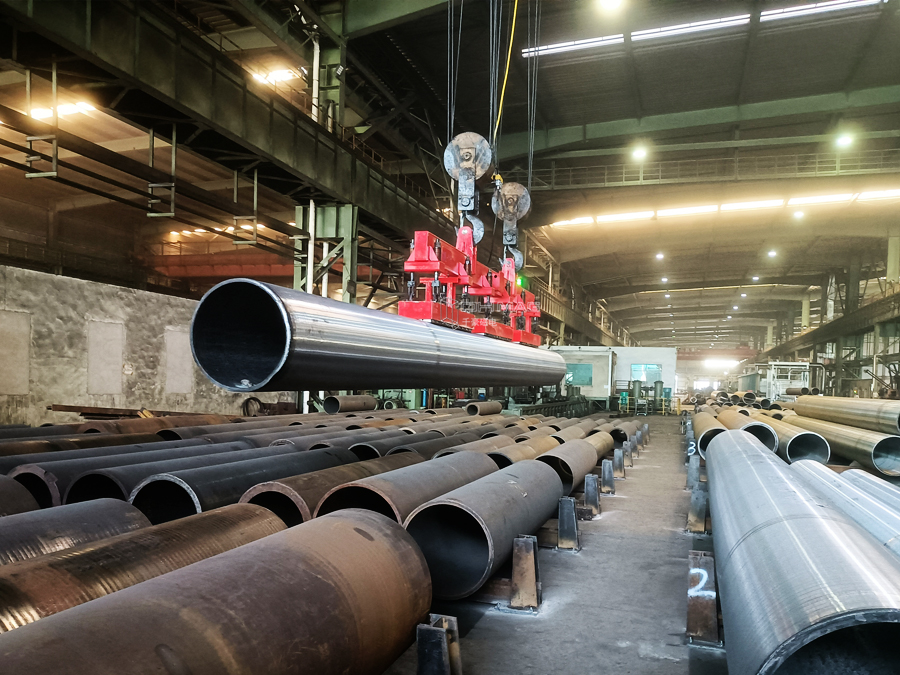 大型鋼管裝卸困難？電永磁吊具來幫忙！（有視頻）