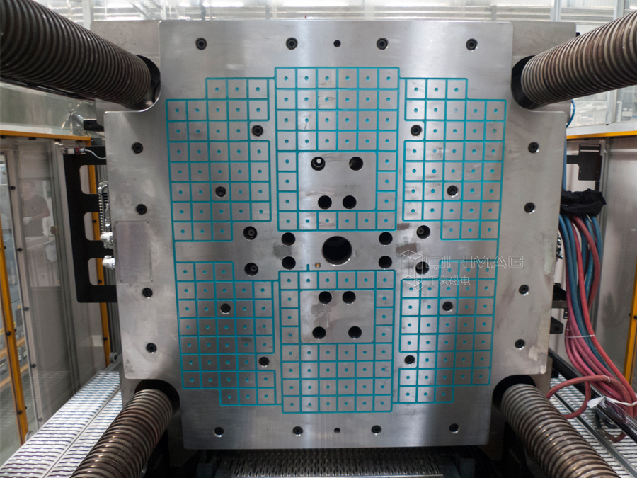 注塑機(jī)快速換模